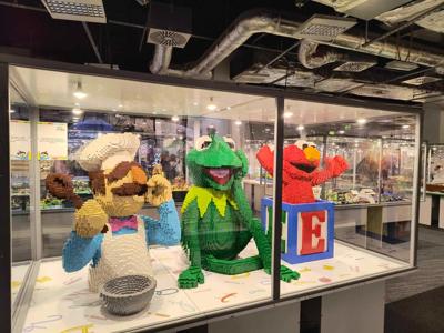 Wycieczka do Warszawy na wystawę klocków LEGO i kina Helios