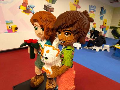 Wycieczka do Warszawy na wystawę klocków LEGO i kina Helios