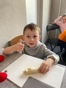 Klasa 0a odbyła kolejną podróż z programem „Podróże małe i duże z Koziołkiem Matołkiem”.