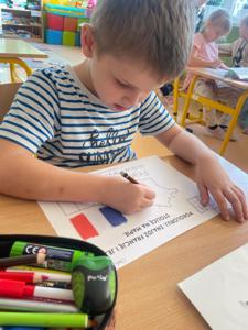 Klasa 0a odbyła kolejną podróż z programem „Podróże małe i duże z Koziołkiem Matołkiem”.