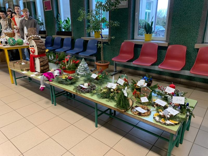 Kiermasz bożonarodzeniowy