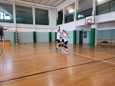 Turniej Piłki Siatkowej Dziewcząt w Czerwinie