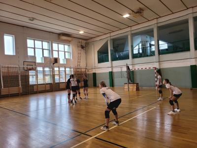 Turniej Piłki Siatkowej Dziewcząt w Czerwinie