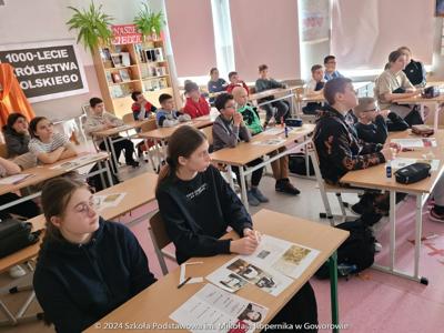 Wyjątkowa lekcja patriotyzmu - Edukatorzy z Instytutu Pamięci Narodowej w naszej szkole