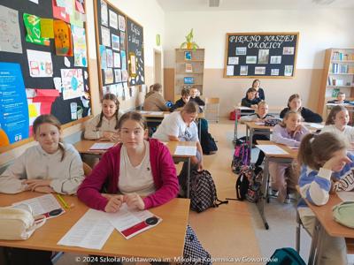 Wyjątkowa lekcja patriotyzmu - Edukatorzy z Instytutu Pamięci Narodowej w naszej szkole