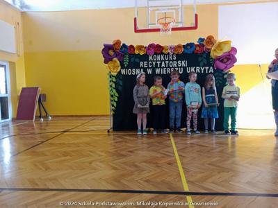 Szkolny Konkurs Recytatorski „Wiosna w wierszu ukryta”