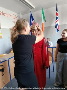What is Bolesław Chrobry wearing? – czyli lekcja angielskiego o modzie dawnych lat.