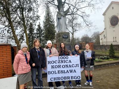 Harcerze świętują rocznicę koronacji I Króla Polski