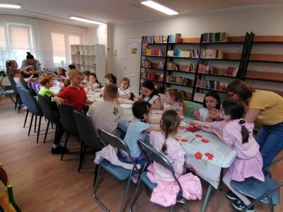 Warsztaty w bibliotece gminnej w Goworowie