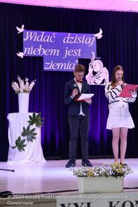 "Widać dzisiaj niebem jest ziemia". 