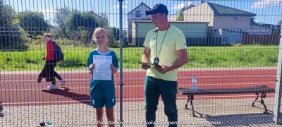 Zawody gminne dziewcząt i chłopców w mini piłkę nożną klas 4 – 6 oraz w piłkę nożną klas 7 – 8.