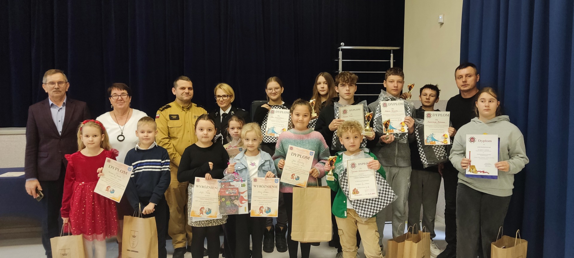 Tutaj powinien być opis obrazka