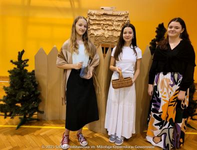 „Dwie siostry, dwa światy” - projekt multimedialno - teatralny