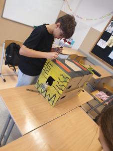 Projekt na podstawie lektury „KATARYNKA”