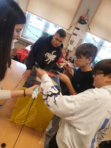 Projekt na podstawie lektury „KATARYNKA”