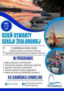 U góry widok jeziora. Po prawej stronie żaglówka. Poniżej żaglówki mała żaglówka. Na środku kartki napis Dzień otwart sekcji żeglarskiej.