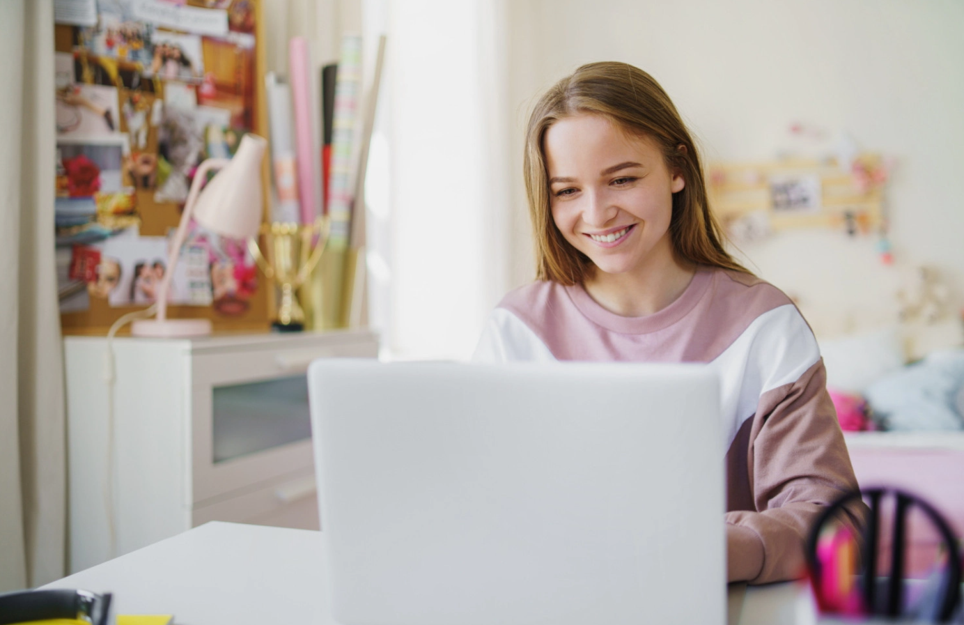 header.png [1384x897]