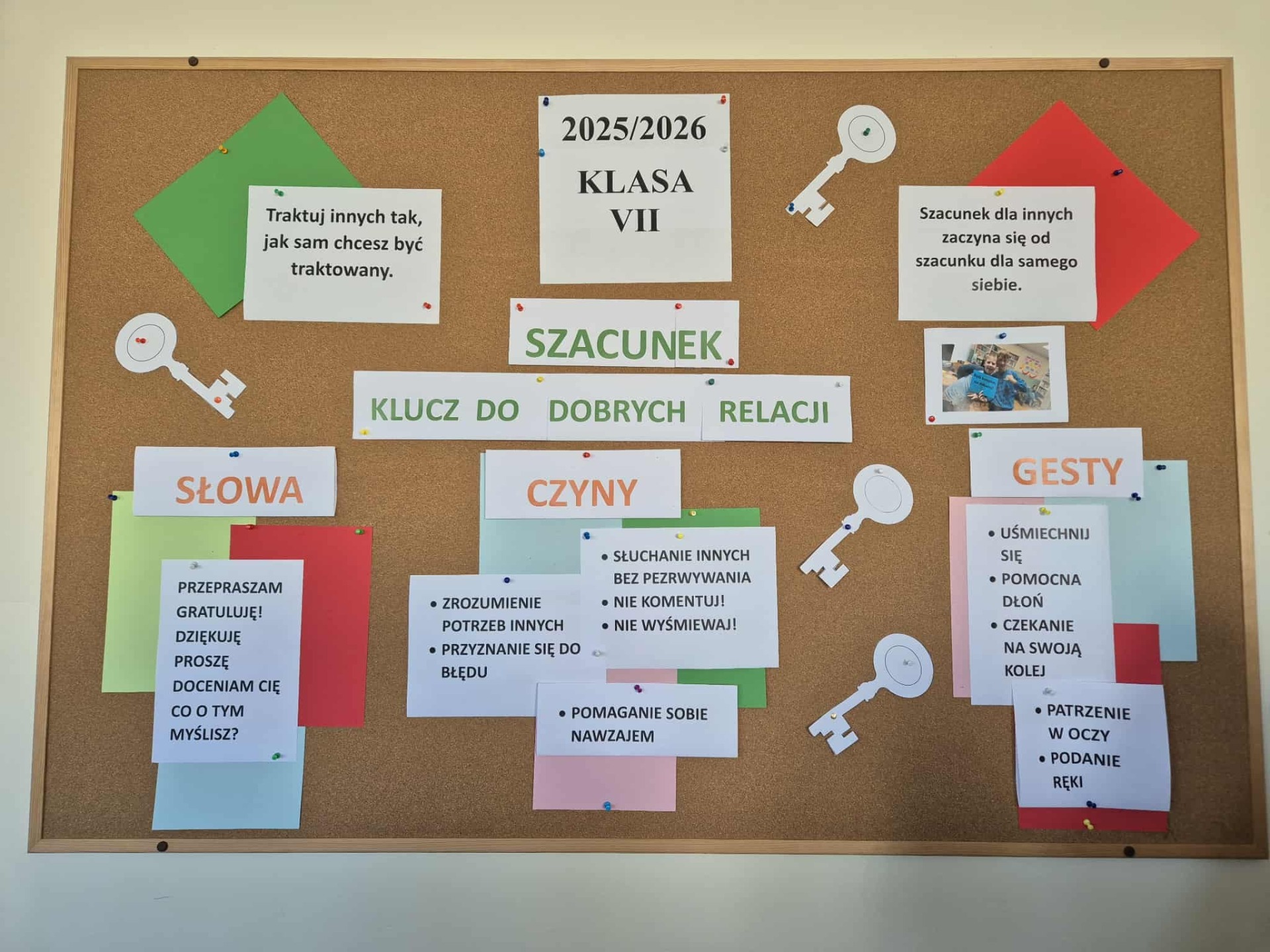 Tutaj powinien być opis obrazka