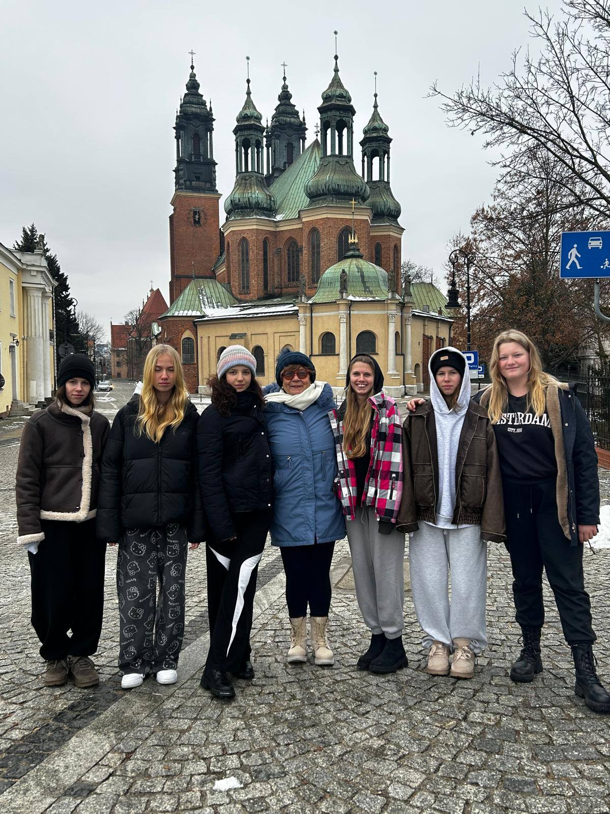 Tutaj powinien być opis obrazka