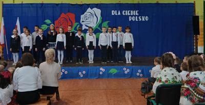 Występ uczniów klasy II