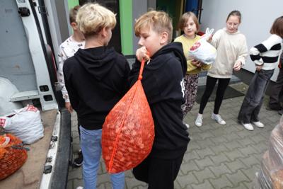 Wolontariusze w akcji.