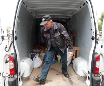 Pan Krzysztof zawsze służy pomocą.