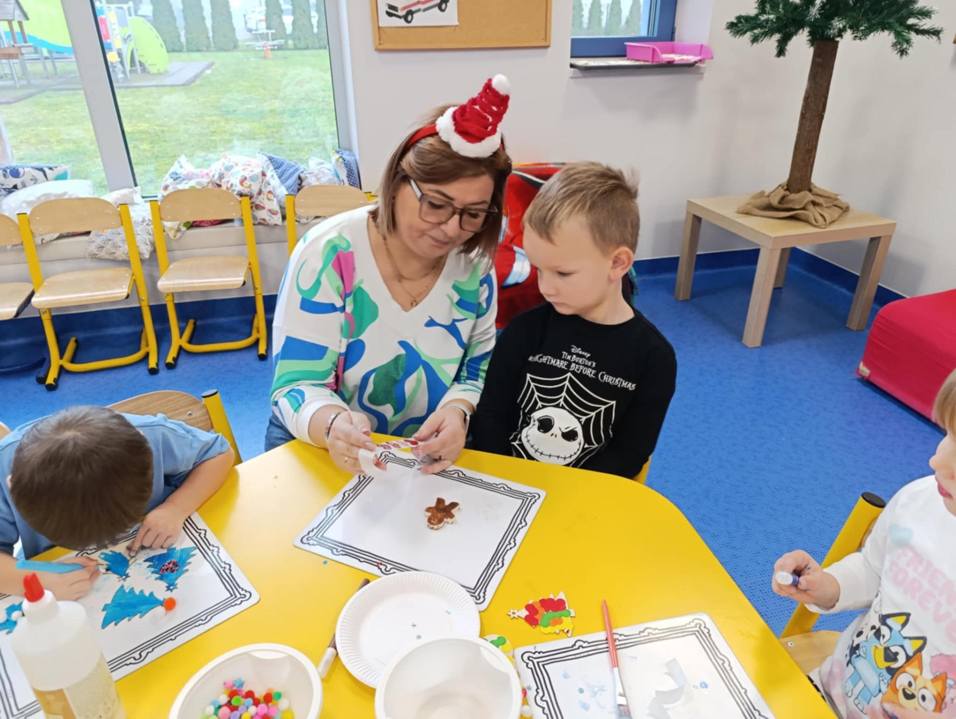 Tutaj powinien być opis obrazka