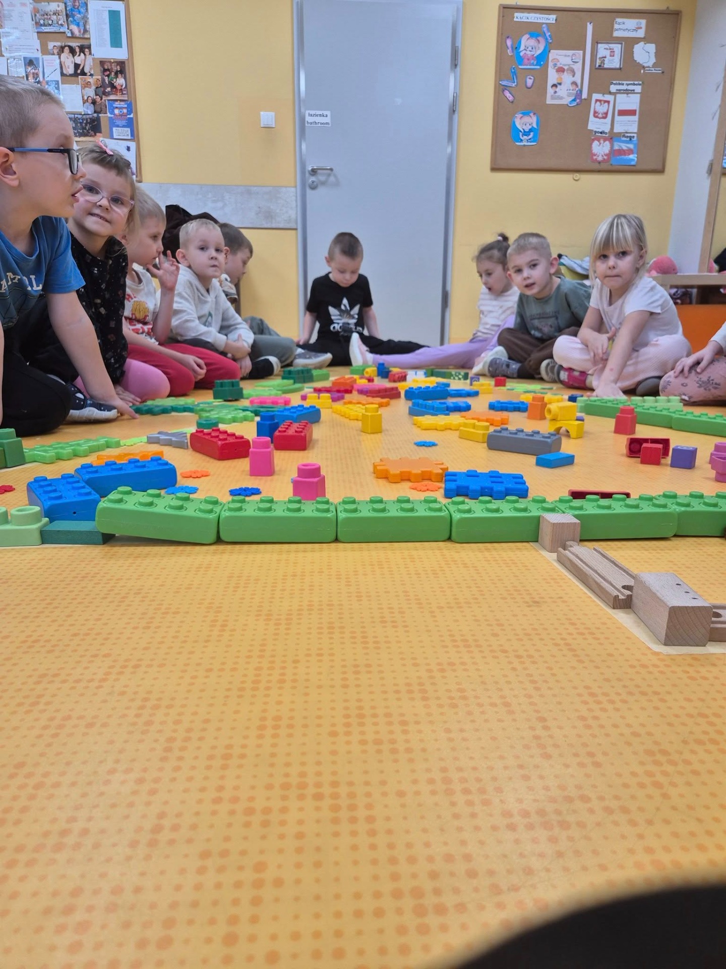 Tutaj powinien być opis obrazka