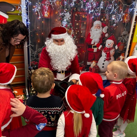 Tutaj powinien być opis obrazka