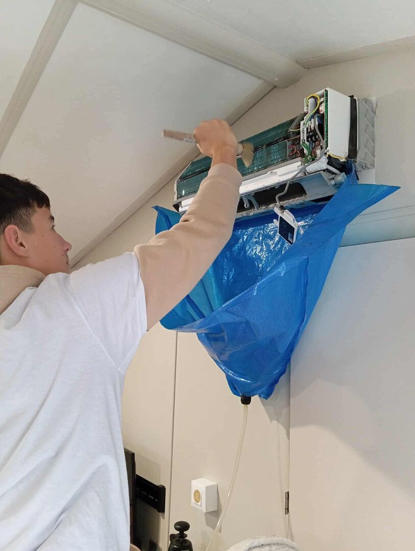 582044120_798525899813309_3164218871923916663_n.jpg [1542x2048]