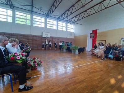 Wręczenie nagród przez dyrekcję ZSCKP