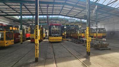 Uczniowie klas 4AT (mechanicy) oraz 3AT (elektrycy) na wycieczce w Tramwajach Warszawskich