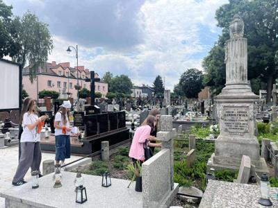 Uczniowie szkół podstawowych podczas 6 edycji gry miejskiej