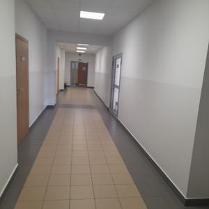 Część dobudowana sal 300 od strony Hali sportowej