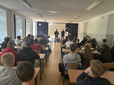 Tydzień Przeciwdziałania Przemocy Rówieśniczej w Garbolewskim 8