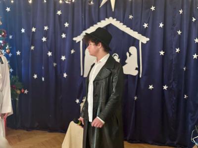 Uczniowie podczas przedstawienia