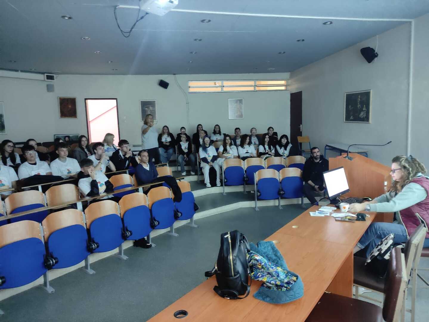 556463539_743941008648738_8995481657368494845_n.jpg [1600x1201]