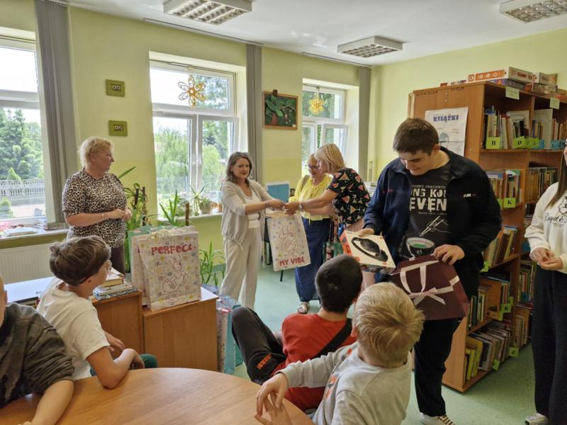 Sukces w konkursie „Wybory w Polsce w XXI wieku” 