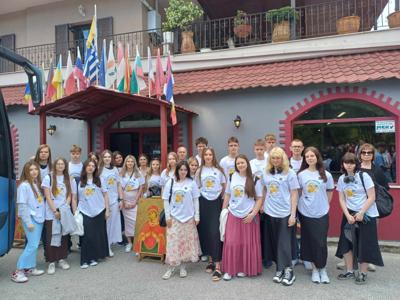 Uczniowie Iwaszkiewicza podczas praktyk w Grecjii