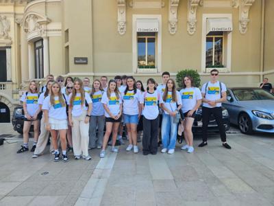 Uczniowie Iwaszkiewicza podczas pobytu w ramach Erasmus+ we Francji