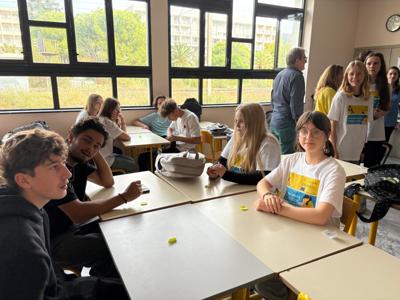 Uczniowie Iwaszkiewicza podczas pobytu w ramach Erasmus+ we Francji