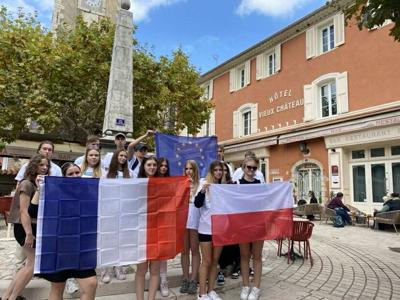 Zdjęcia naszych uczniów z pobytu we Francji