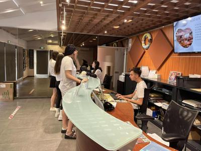 Zdjęcia naszych uczniów z pobytu we Francji