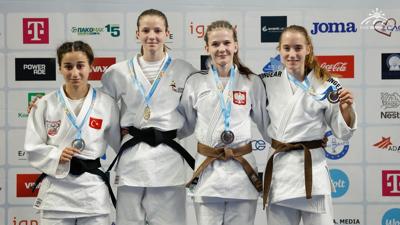 Julia na podium 