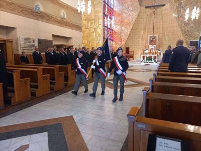 Uczniowie na uroczystości