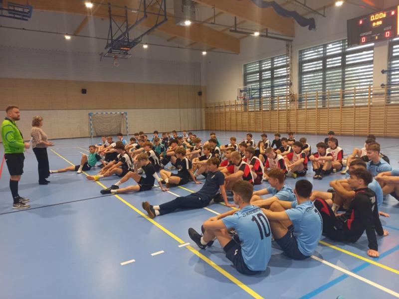 halowy turniej piłki nożnej