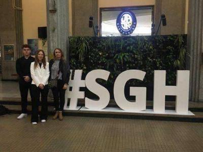 Uczniowie podczas wręczenia stypendiów