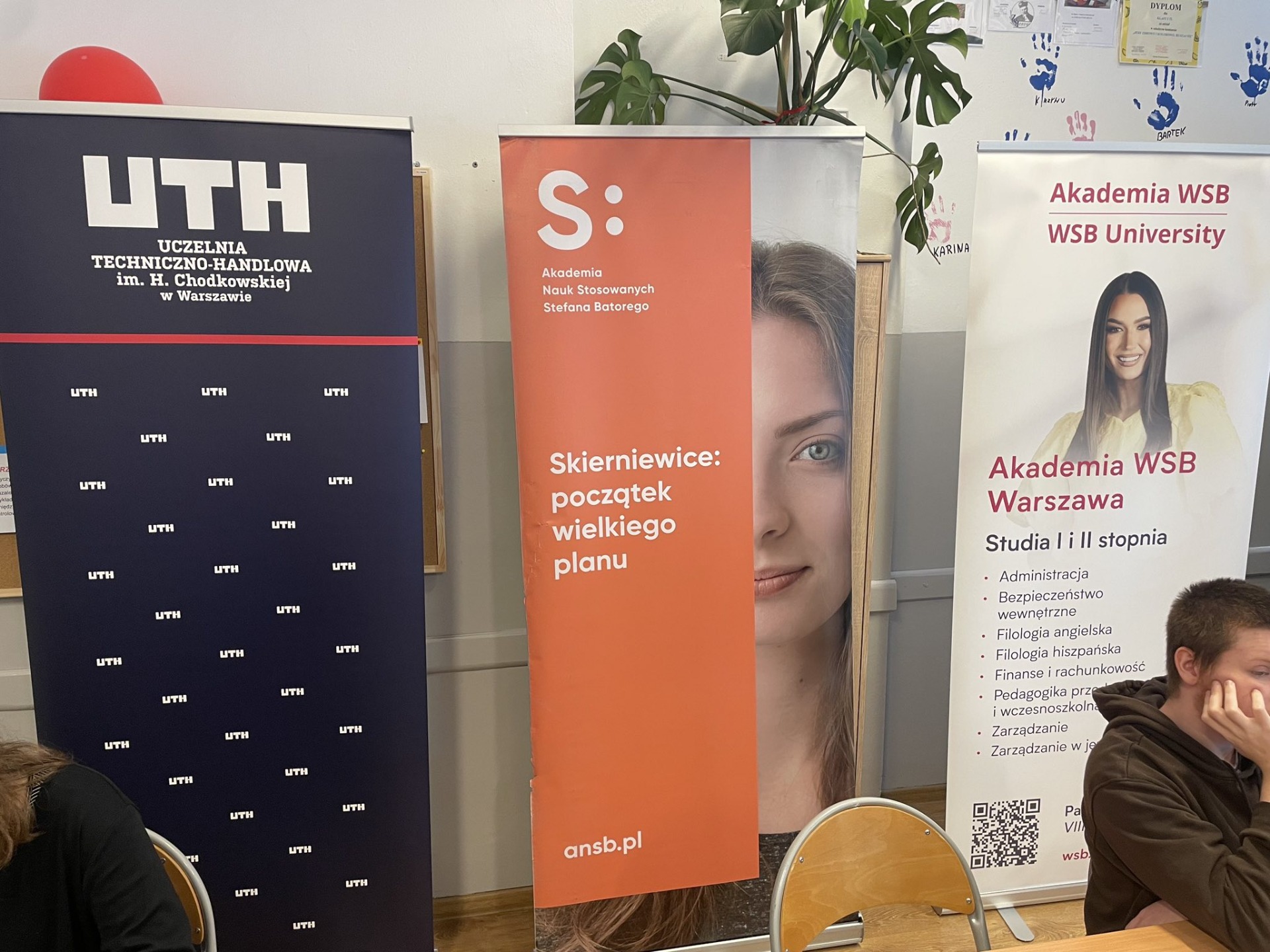 Tutaj powinien być opis obrazka