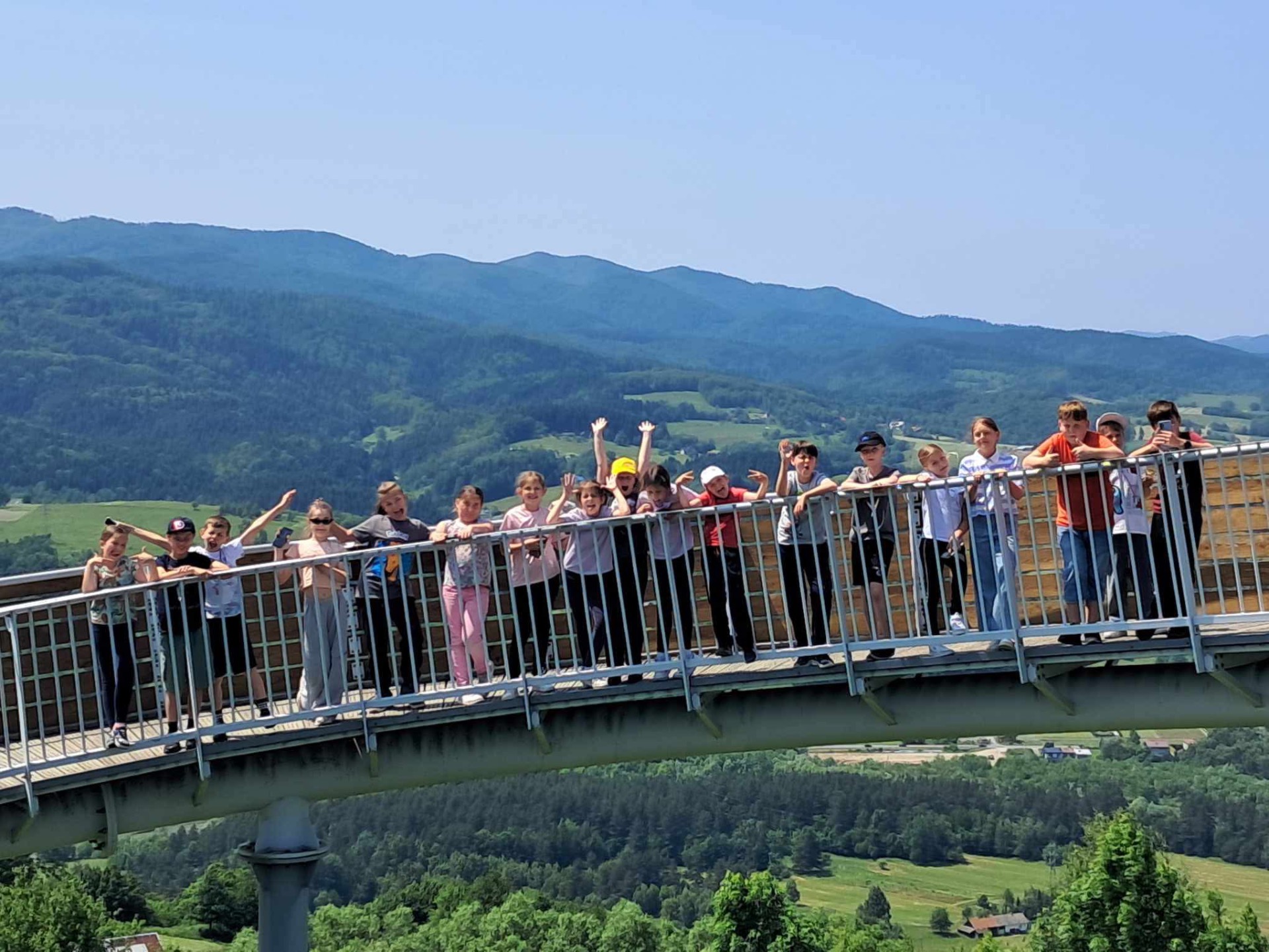 Tutaj powinien być opis obrazka
