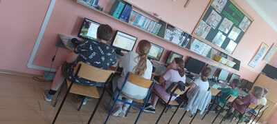 programowanie_i_robotyka_gr_12.jpg[small]